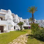 Daire Clube - 2br Pool, Kids Club & Family Fun *