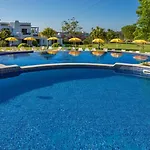 Daire Clube - 2br Pool, Kids Club & Family Fun Albufeira